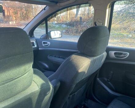 Чорний Пежо 307, об'ємом двигуна 2.2 л та пробігом 358 тис. км за 2700 $, фото 8 на Automoto.ua