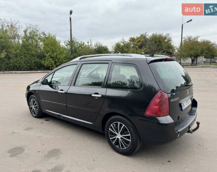Пежо 307 2004 в Львове на Automoto.ua Черный Пежо 307, объемом двигателя 1.59 л и пробегом 300 тыс. км за 3700 $, фото 5 на Automoto.ua