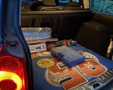Чорний Пежо 307, об'ємом двигуна 1.59 л та пробігом 290 тис. км за 4200 $, фото 6 на Automoto.ua