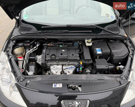 Чорний Пежо 307, об'ємом двигуна 1.6 л та пробігом 256 тис. км за 4700 $, фото 45 на Automoto.ua