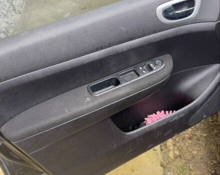 Черный Пежо 307, объемом двигателя 2 л и пробегом 10 тыс. км за 3906 $, фото 7 на Automoto.ua