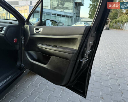 Черный Пежо 307, объемом двигателя 0 л и пробегом 256 тыс. км за 4750 $, фото 48 на Automoto.ua
