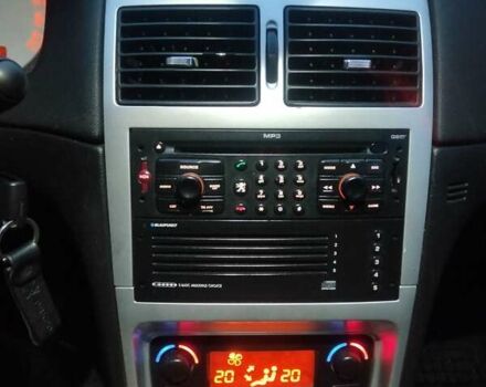 Черный Пежо 307, объемом двигателя 1.6 л и пробегом 347 тыс. км за 4440 $, фото 19 на Automoto.ua