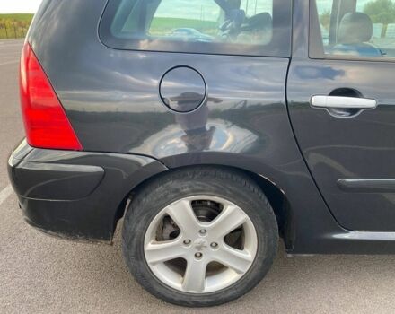 Чорний Пежо 307, об'ємом двигуна 1.6 л та пробігом 303 тис. км за 3900 $, фото 6 на Automoto.ua