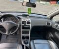 Чорний Пежо 307, об'ємом двигуна 1.59 л та пробігом 303 тис. км за 3900 $, фото 9 на Automoto.ua