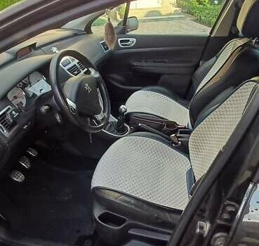 Чорний Пежо 307, об'ємом двигуна 2 л та пробігом 290 тис. км за 3700 $, фото 3 на Automoto.ua