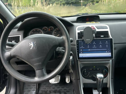 Чорний Пежо 307, об'ємом двигуна 1.59 л та пробігом 337 тис. км за 4400 $, фото 1 на Automoto.ua