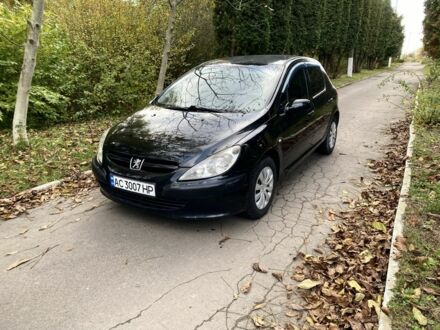 Пежо 307 2002 в Ровно на Automoto.ua Черный Пежо 307, объемом двигателя 1.4 л и пробегом 255 тыс. км за 3000 $, фото 1 на Automoto.ua