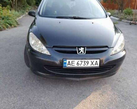 Чорний Пежо 307, об'ємом двигуна 1.59 л та пробігом 376 тис. км за 3500 $, фото 1 на Automoto.ua