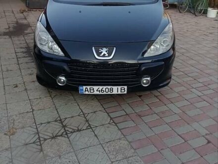 Черный Пежо 307, объемом двигателя 1.6 л и пробегом 187 тыс. км за 3600 $, фото 1 на Automoto.ua