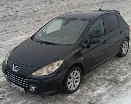 Черный Пежо 307, объемом двигателя 2 л и пробегом 399 тыс. км за 4500 $, фото 1 на Automoto.ua