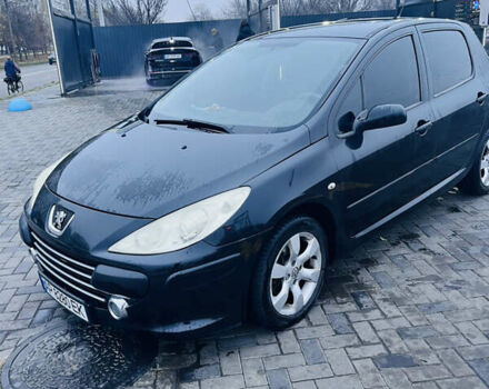 Черный Пежо 307, объемом двигателя 2 л и пробегом 219 тыс. км за 3600 $, фото 1 на Automoto.ua