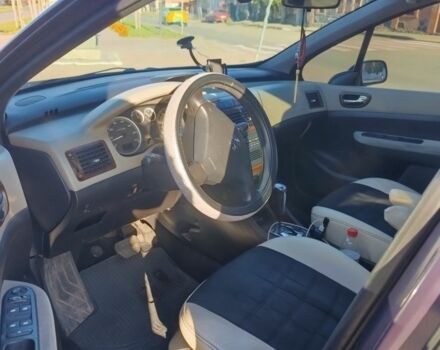 Фиолетовый Пежо 307, объемом двигателя 2 л и пробегом 250 тыс. км за 3499 $, фото 5 на Automoto.ua