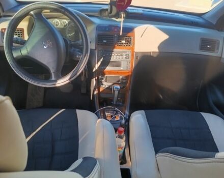 Фиолетовый Пежо 307, объемом двигателя 2 л и пробегом 250 тыс. км за 3499 $, фото 7 на Automoto.ua