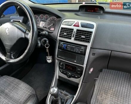 Фіолетовий Пежо 307, об'ємом двигуна 2 л та пробігом 273 тис. км за 2800 $, фото 8 на Automoto.ua