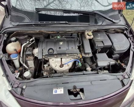 Фиолетовый Пежо 307, объемом двигателя 1.59 л и пробегом 230 тыс. км за 4000 $, фото 15 на Automoto.ua