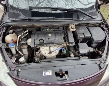 Фиолетовый Пежо 307, объемом двигателя 1.6 л и пробегом 230 тыс. км за 4000 $, фото 5 на Automoto.ua