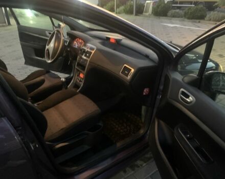 Фиолетовый Пежо 307, объемом двигателя 2 л и пробегом 309 тыс. км за 3000 $, фото 15 на Automoto.ua