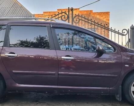 Пежо 307 2006 в Черновцах на Automoto.ua Фиолетовый Пежо 307, объемом двигателя 2 л и пробегом 255 тыс. км за 4700 $, фото 1 на Automoto.ua