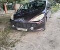 Фиолетовый Пежо 307, объемом двигателя 2 л и пробегом 200 тыс. км за 4500 $, фото 1 на Automoto.ua
