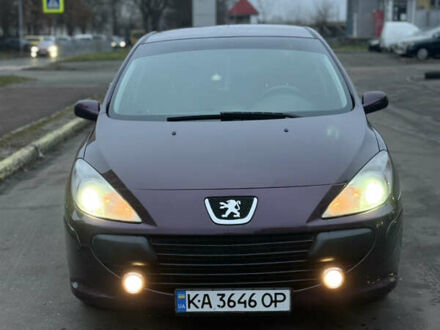 Фіолетовий Пежо 307, об'ємом двигуна 1.59 л та пробігом 183 тис. км за 4500 $, фото 1 на Automoto.ua