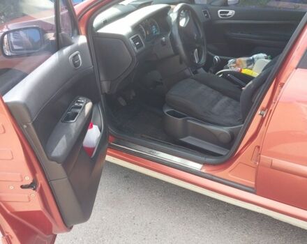 Коричневий Пежо 307, об'ємом двигуна 1.6 л та пробігом 16 тис. км за 3400 $, фото 1 на Automoto.ua