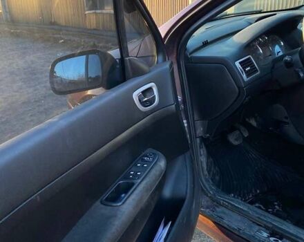 Коричневий Пежо 307, об'ємом двигуна 2 л та пробігом 245 тис. км за 4400 $, фото 6 на Automoto.ua