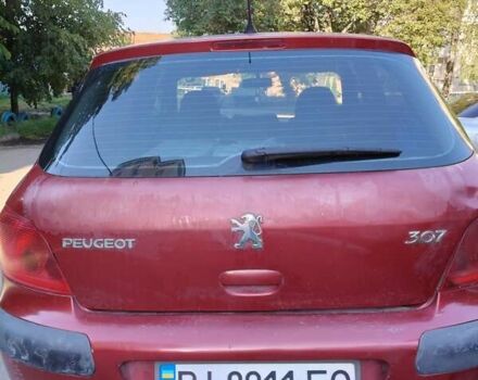 Красный Пежо 307, объемом двигателя 1.4 л и пробегом 253 тыс. км за 3200 $, фото 2 на Automoto.ua