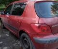 Красный Пежо 307, объемом двигателя 1.4 л и пробегом 253 тыс. км за 3200 $, фото 7 на Automoto.ua