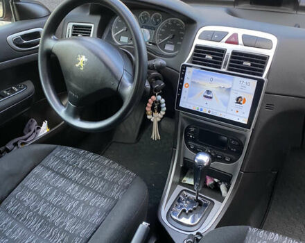 Червоний Пежо 307, об'ємом двигуна 1.59 л та пробігом 140 тис. км за 3700 $, фото 6 на Automoto.ua