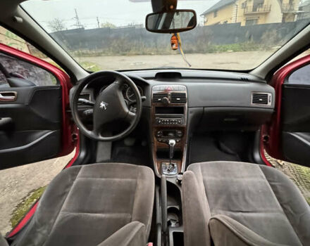 Красный Пежо 307, объемом двигателя 1.59 л и пробегом 155 тыс. км за 3900 $, фото 10 на Automoto.ua