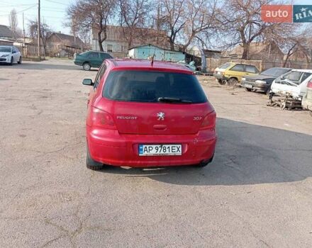 Червоний Пежо 307, об'ємом двигуна 2 л та пробігом 230 тис. км за 3200 $, фото 4 на Automoto.ua