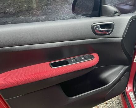 Червоний Пежо 307, об'ємом двигуна 1.4 л та пробігом 199 тис. км за 2900 $, фото 14 на Automoto.ua