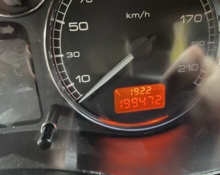 Червоний Пежо 307, об'ємом двигуна 1.4 л та пробігом 199 тис. км за 2900 $, фото 15 на Automoto.ua