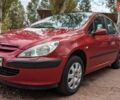 Красный Пежо 307, объемом двигателя 1.4 л и пробегом 185 тыс. км за 3250 $, фото 1 на Automoto.ua