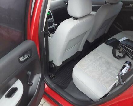 Червоний Пежо 307, об'ємом двигуна 1.4 л та пробігом 184 тис. км за 3350 $, фото 9 на Automoto.ua