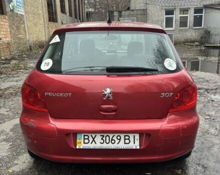 Красный Пежо 307, объемом двигателя 2 л и пробегом 111 тыс. км за 3200 $, фото 3 на Automoto.ua