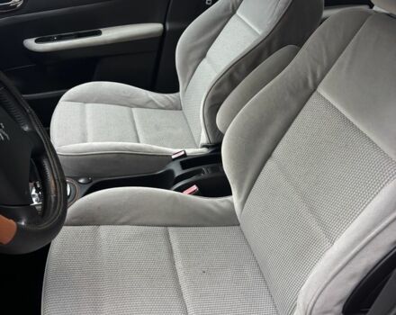 Красный Пежо 307, объемом двигателя 2 л и пробегом 111 тыс. км за 3200 $, фото 12 на Automoto.ua