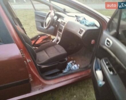 Червоний Пежо 307, об'ємом двигуна 2.02 л та пробігом 270 тис. км за 3450 $, фото 2 на Automoto.ua