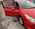 Червоний Пежо 307, об'ємом двигуна 2 л та пробігом 350 тис. км за 3250 $, фото 7 на Automoto.ua