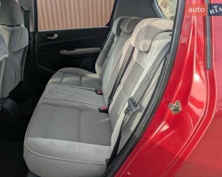 Червоний Пежо 307, об'ємом двигуна 2 л та пробігом 110 тис. км за 4200 $, фото 2 на Automoto.ua