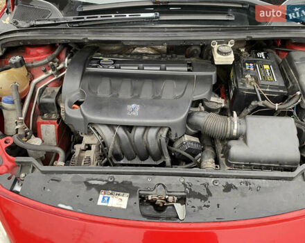 Червоний Пежо 307, об'ємом двигуна 2 л та пробігом 350 тис. км за 3250 $, фото 9 на Automoto.ua
