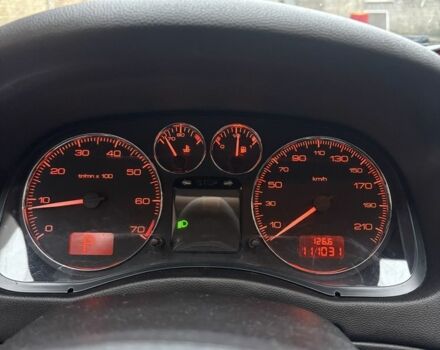 Красный Пежо 307, объемом двигателя 2 л и пробегом 111 тыс. км за 3200 $, фото 14 на Automoto.ua