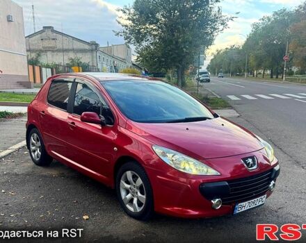 Красный Пежо 307, объемом двигателя 2 л и пробегом 215 тыс. км за 4299 $, фото 1 на Automoto.ua