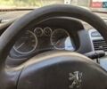 Червоний Пежо 307, об'ємом двигуна 1.4 л та пробігом 277 тис. км за 3000 $, фото 6 на Automoto.ua