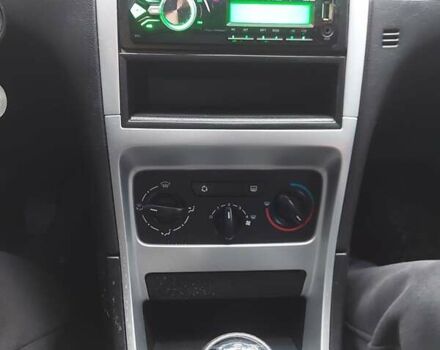 Червоний Пежо 307, об'ємом двигуна 1.4 л та пробігом 184 тис. км за 3350 $, фото 15 на Automoto.ua