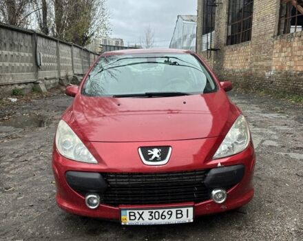 Красный Пежо 307, объемом двигателя 2 л и пробегом 111 тыс. км за 3200 $, фото 7 на Automoto.ua