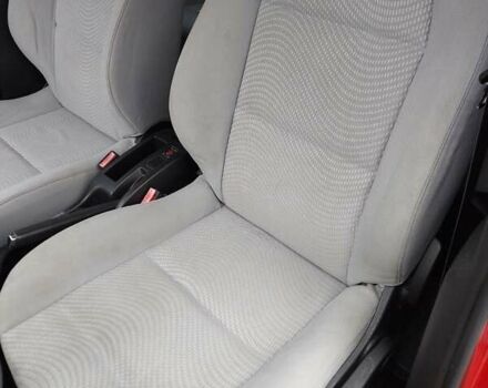 Червоний Пежо 307, об'ємом двигуна 1.4 л та пробігом 184 тис. км за 3350 $, фото 14 на Automoto.ua