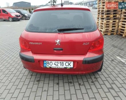 Червоний Пежо 307, об'ємом двигуна 1.4 л та пробігом 184 тис. км за 3350 $, фото 5 на Automoto.ua