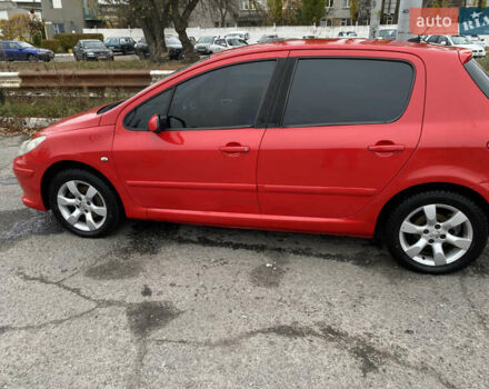 Червоний Пежо 307, об'ємом двигуна 2 л та пробігом 350 тис. км за 3250 $, фото 2 на Automoto.ua